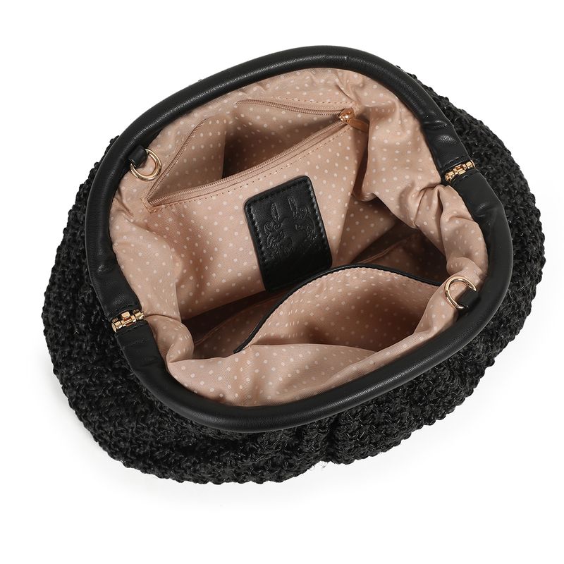 Idun flätad clutch - svart - elegant väska för vardag och fest