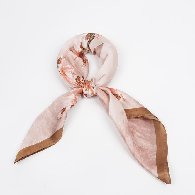 Hovedbilde Lite skjerf med blomstermønster rosa