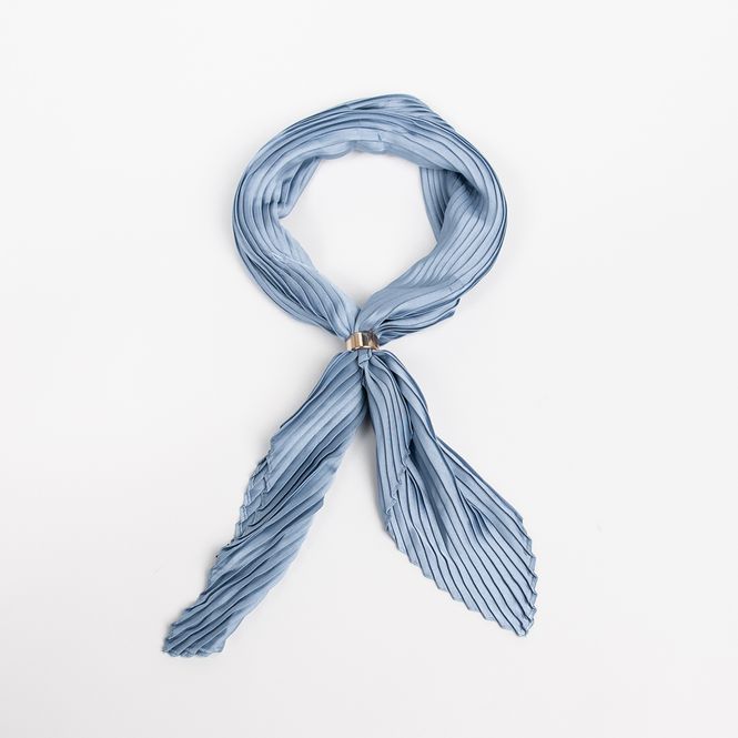 Huvudbild Liten plisserad scarf jeansblå med scarf-ring 65 ...