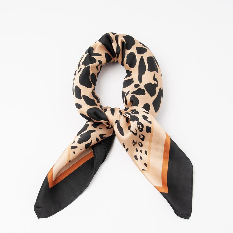 Liten scarf med leopardmönster - beige och svart