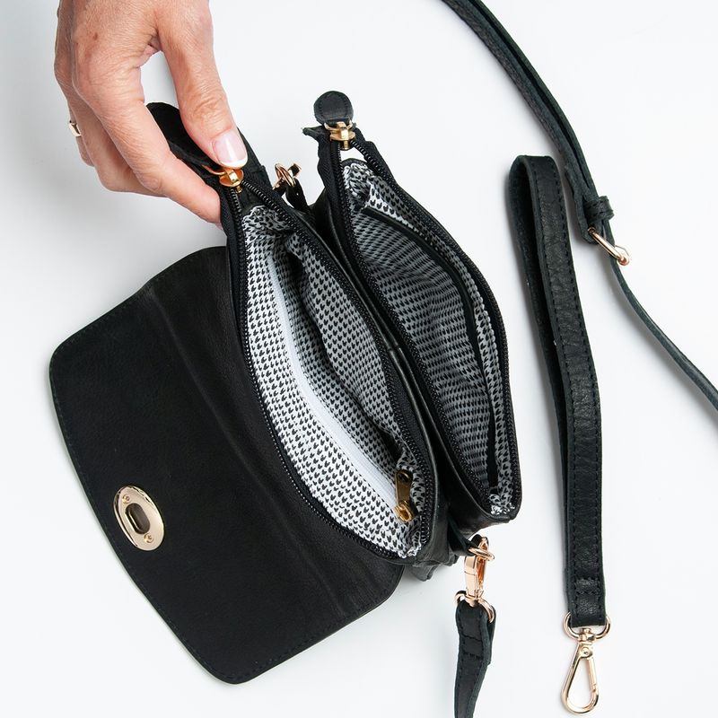 DANIELLA mini clutch i skinn - svart